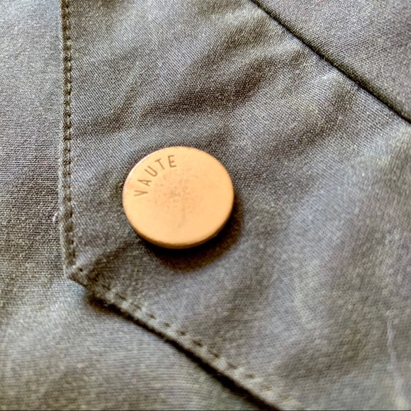 Vaute Couture Vegan Wax Coat - Picture 5 of 9